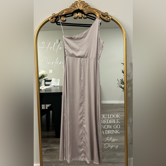 Nicole Miller one shoulder Elegant Satin Gown in Taupe - Picture 3 of 3